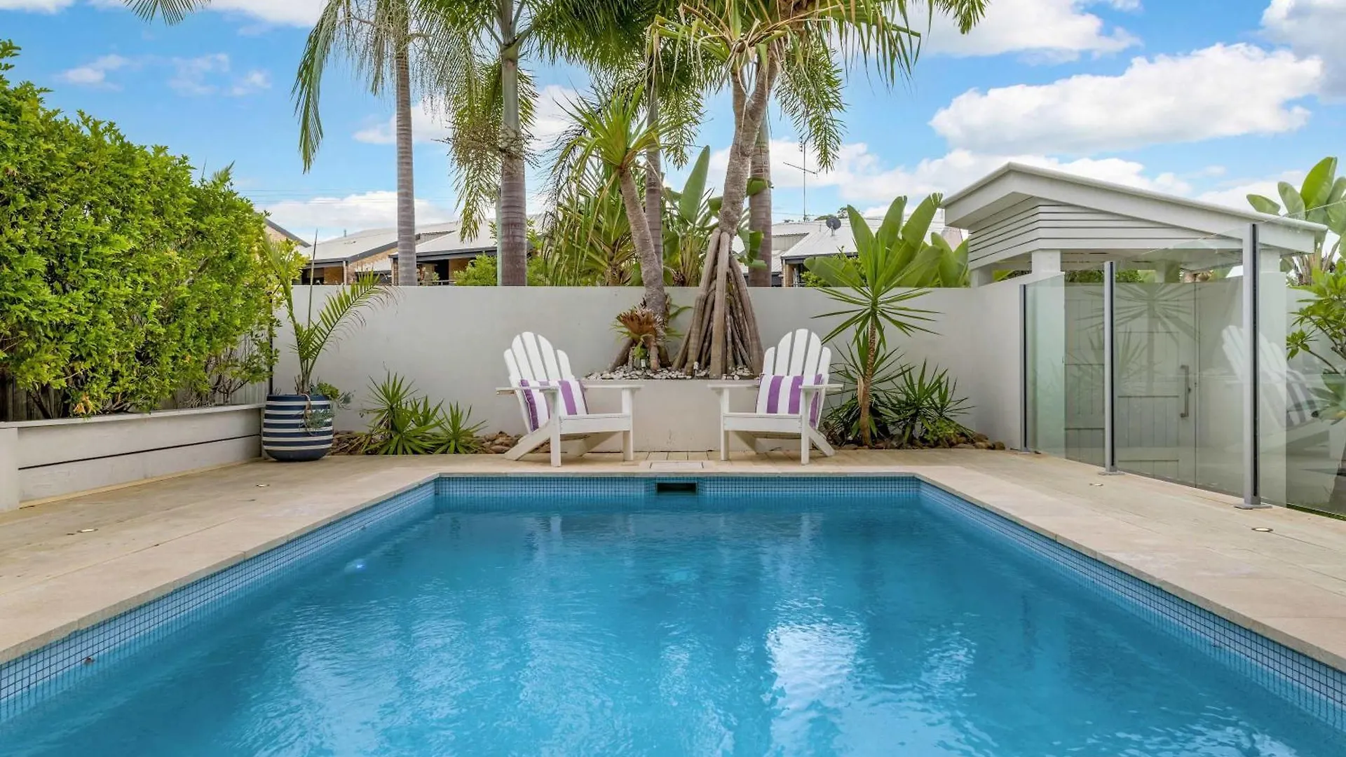 Stunning Alex Heads Beach House - Pet Friendly Alexandra Headland 0*,  Australia