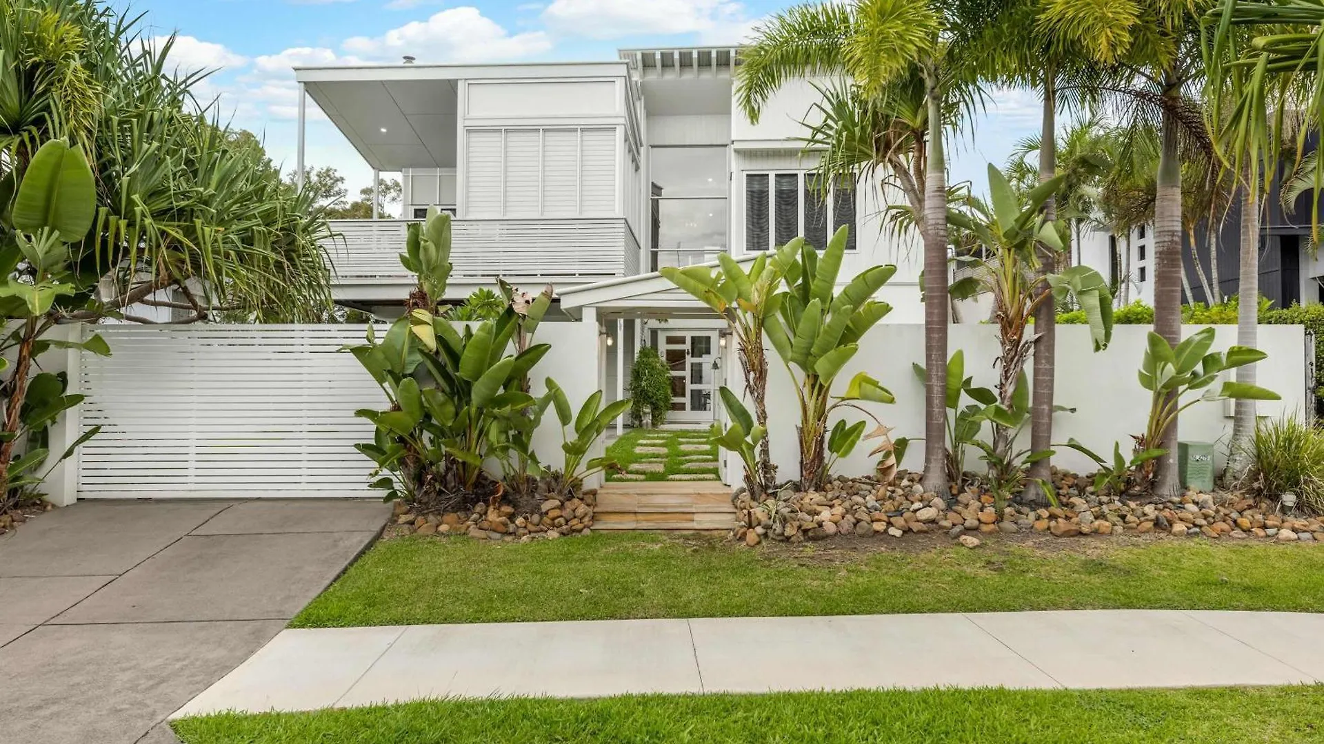 Holiday home Stunning Alex Heads Beach House - Pet Friendly Alexandra Headland